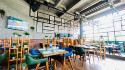 Mozon Restaurant
